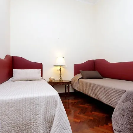 Quirinale Apartment *